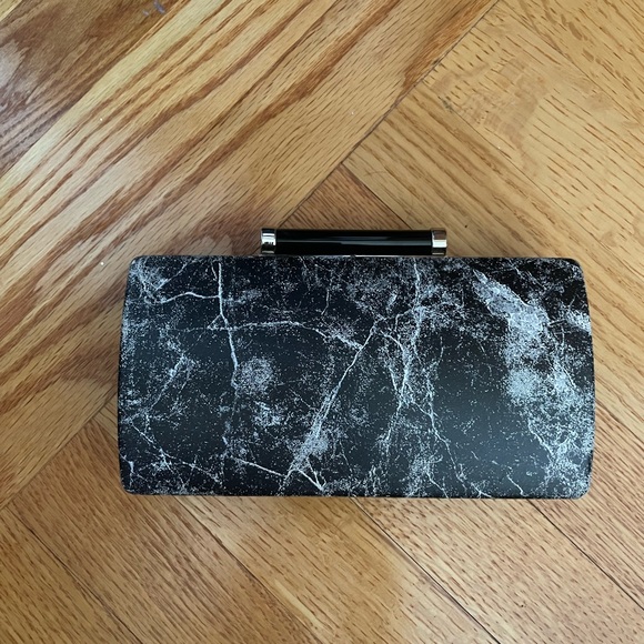 Marble patterned clutch - Picture 4 of 4